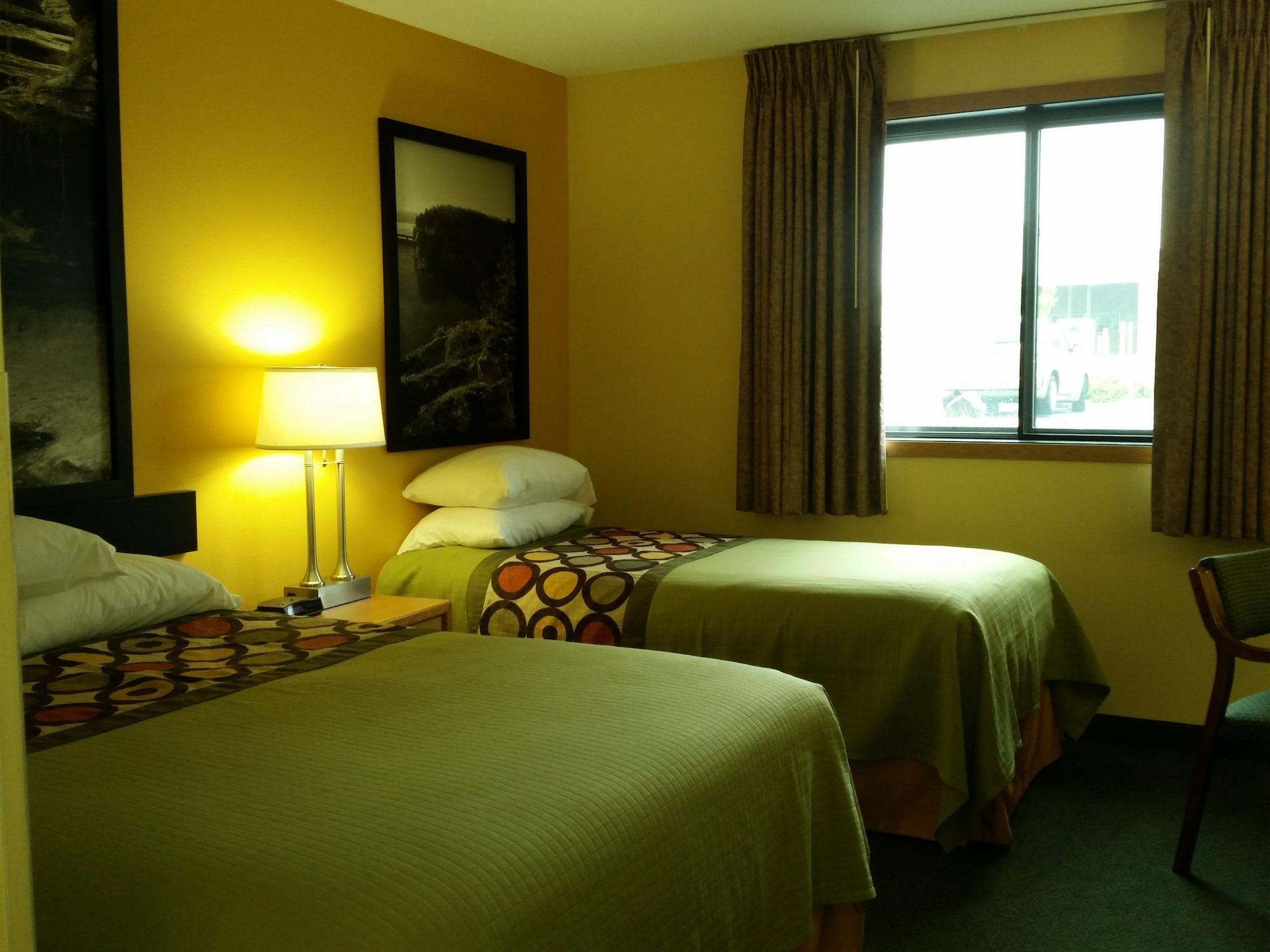 Super 8 By Wyndham Ottawa Starved Rock Hotel Eksteriør billede