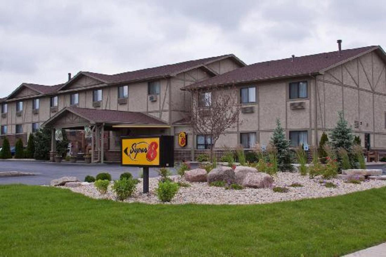 Super 8 By Wyndham Ottawa Starved Rock Hotel Eksteriør billede